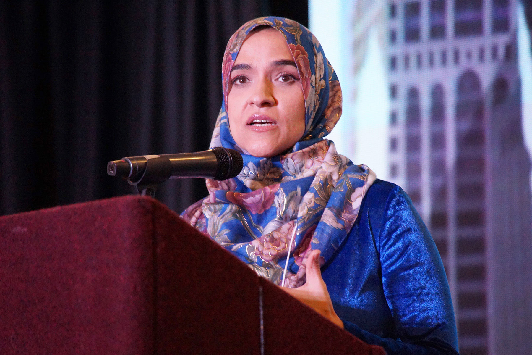Dalia Mogahed Remaining Hopeful When Facing Trials In Life Wisconsin Dalia Mogahed Remaining Hopeful When Facing Trials In Life Wisconsin