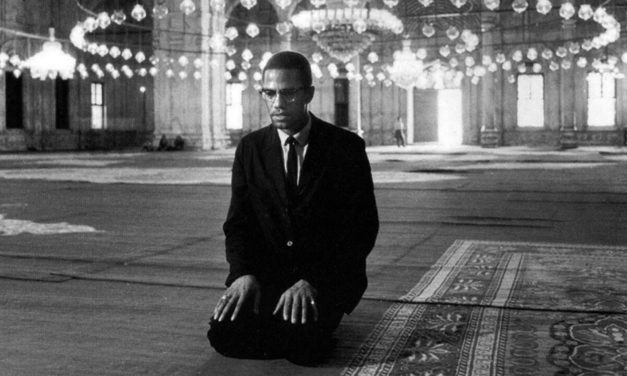 Malcolm X on his 1964 pilgrimage to Makkah