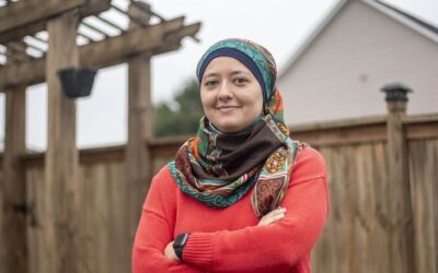 Muslim women becoming politically active, encouraging others