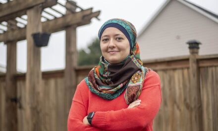 Muslim women becoming politically active, encouraging others