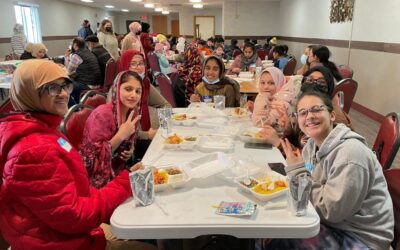 Milwaukee area teens turn out to befriend Afghan refugees