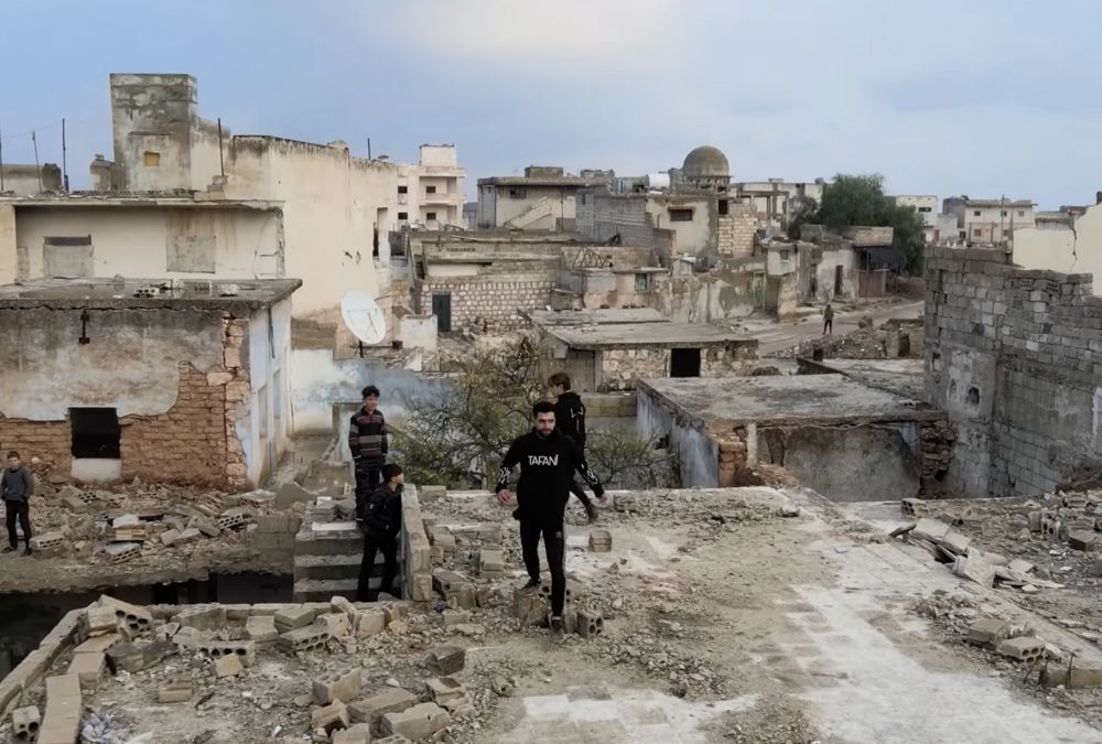 Obada Jbara: Reclaiming life through Parkour and Freerunning in Idlib —  SYRIAWISE