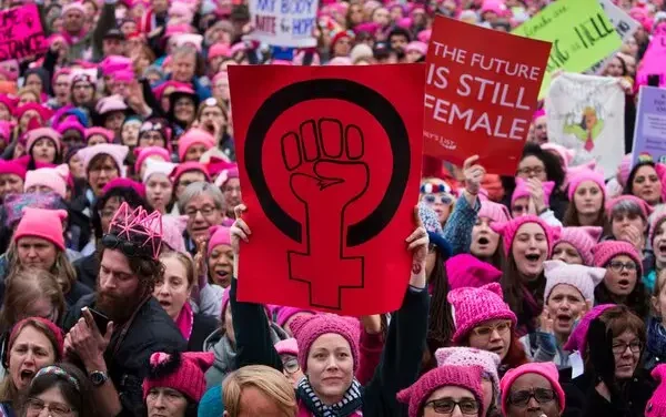 How Russian Trolls Helped Keep the Women’s March Out of Lock Step