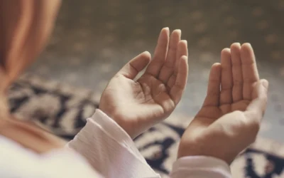 How do Muslims Keep Up With Prayer-Finding God in Every Corner