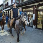 Spanish Muslims Ride 8,000 km on Horseback to Hajj, Reviving Forgotten Andalusian Route