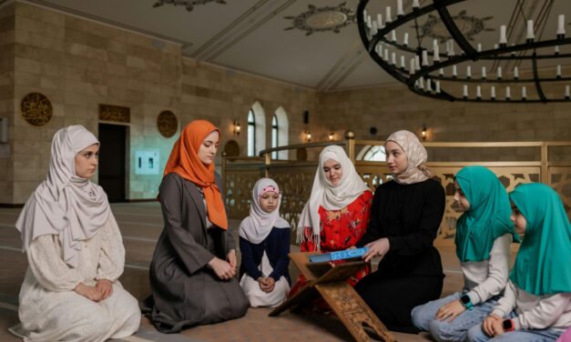 Muslim Women Must Take Active Leadership Roles in Mosques
