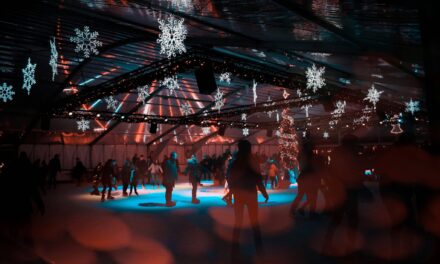 Winter Activities to Enjoy with Your Muslim Kids So They Don’t Feel Left Out During the Holiday Season