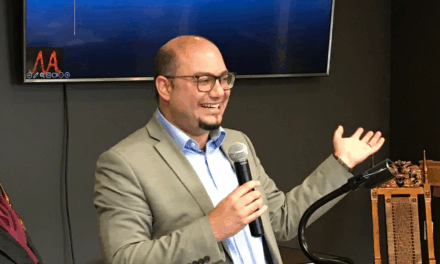 Neurologist/neuroscientist explores relationships between mind, brain and soul