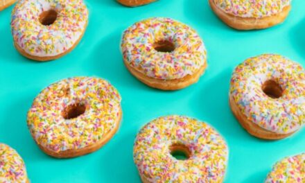 Report finds over 100 food chemicals companies declared safe without notifying FDA