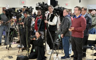 Press conference becomes huge rally for ISM president taken by ICE
