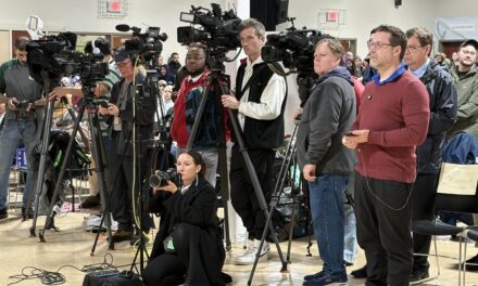 Press conference becomes huge rally for ISM president taken by ICE